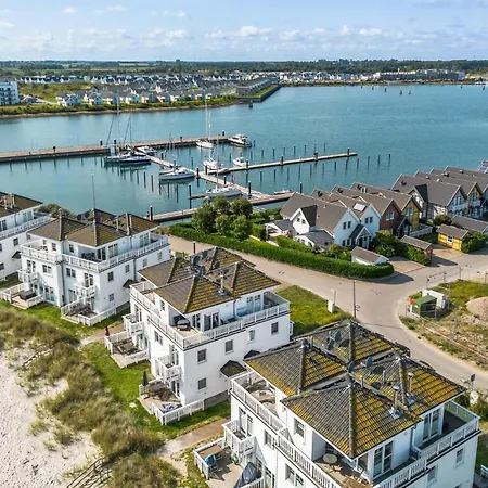4 Bedroom Amazing In Ostseeresort Semesterbostad