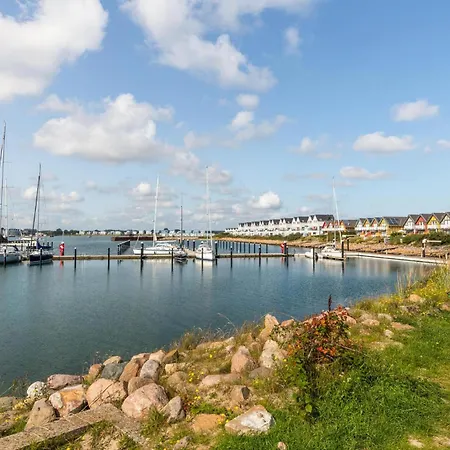 Holiday home 4 Bedroom Amazing In Ostseeresort *